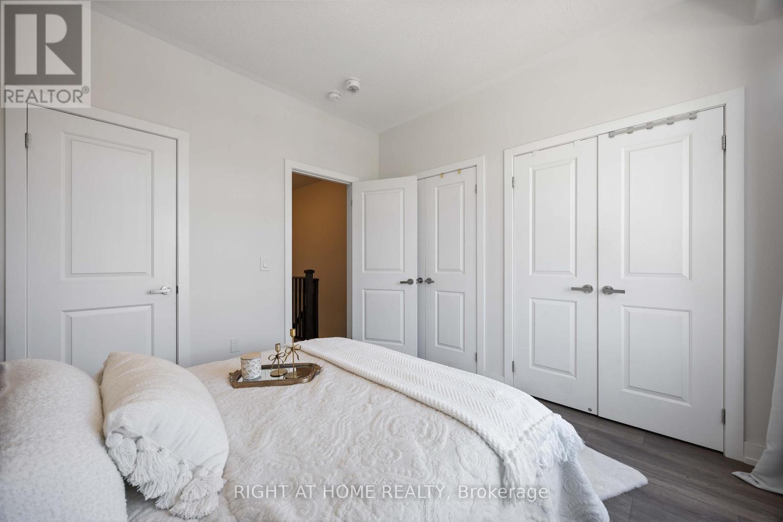 50 Troon Avenue, Vaughan, Ontario  L6A 4Z2 - Photo 18 - N12588642