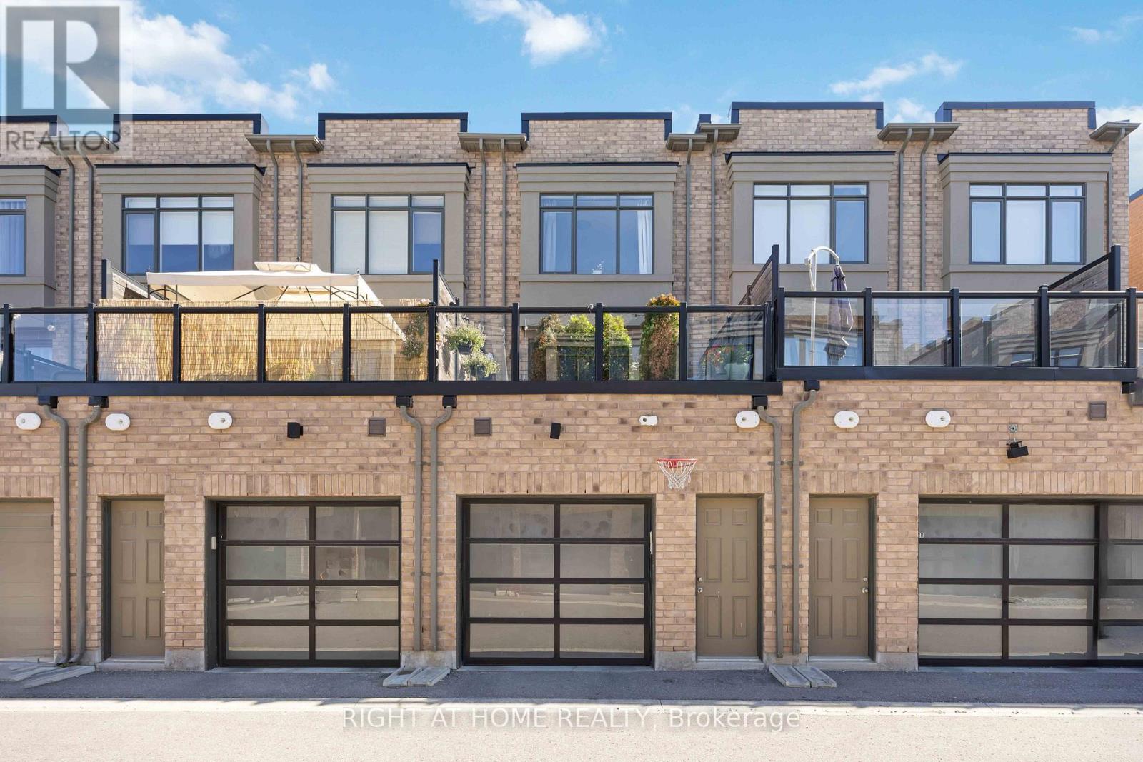 50 Troon Avenue, Vaughan, Ontario  L6A 4Z2 - Photo 30 - N12588642