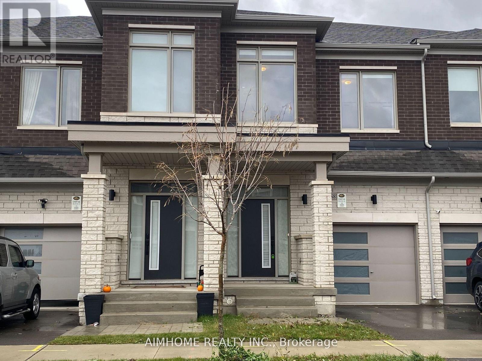 168 Tempel Street, Richmond Hill, Ontario  L4E 1J2 - Photo 2 - N12588644