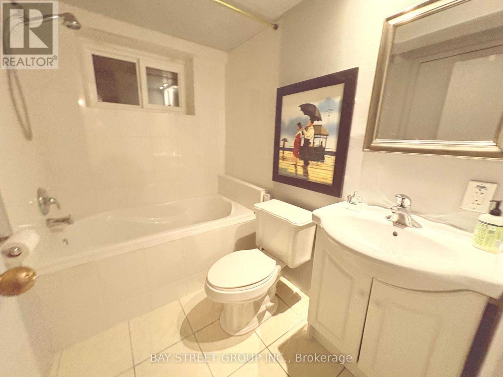 2175 Wiseman Court, Mississauga, Ontario  L5J 1P3 - Photo 26 - W12588648