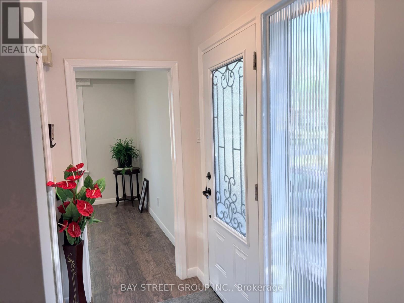 2175 Wiseman Court, Mississauga, Ontario  L5J 1P3 - Photo 6 - W12588648