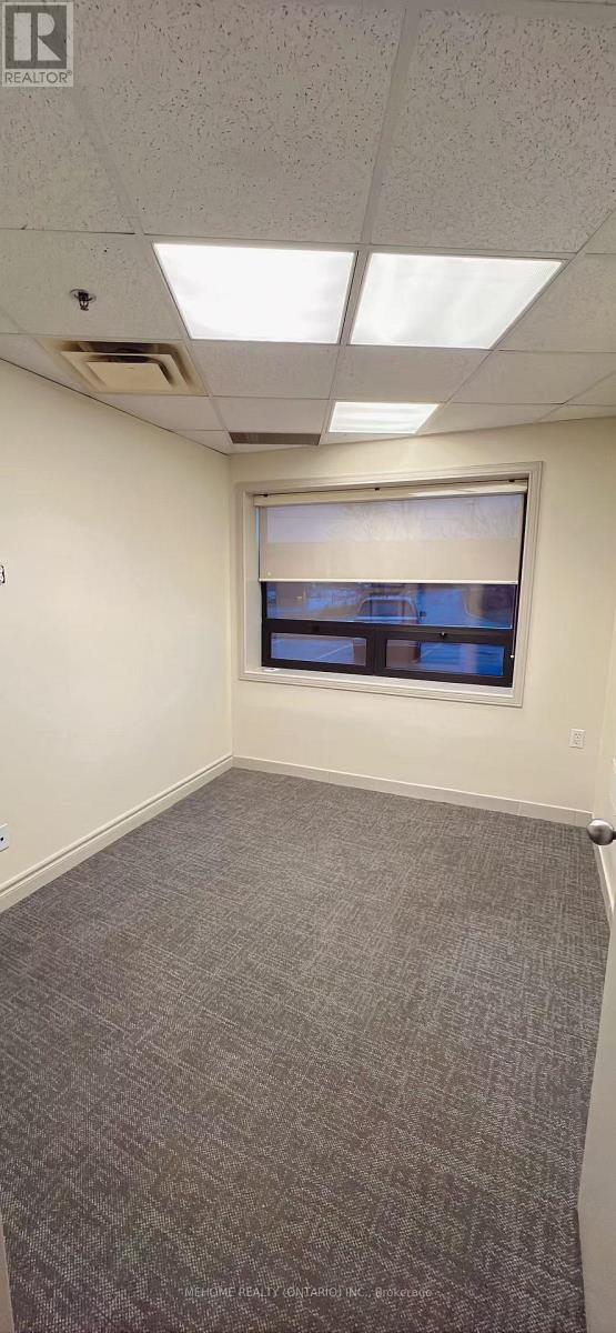 Unit 1 - 1131 Invicta Drive, Oakville, Ontario  L6H 4M1 - Photo 8 - W12588650