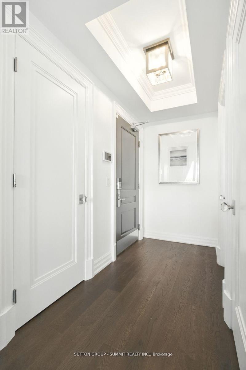 404 - 2060 Lakeshore Road, Burlington, Ontario  L7R 0G2 - Photo 8 - W12588652