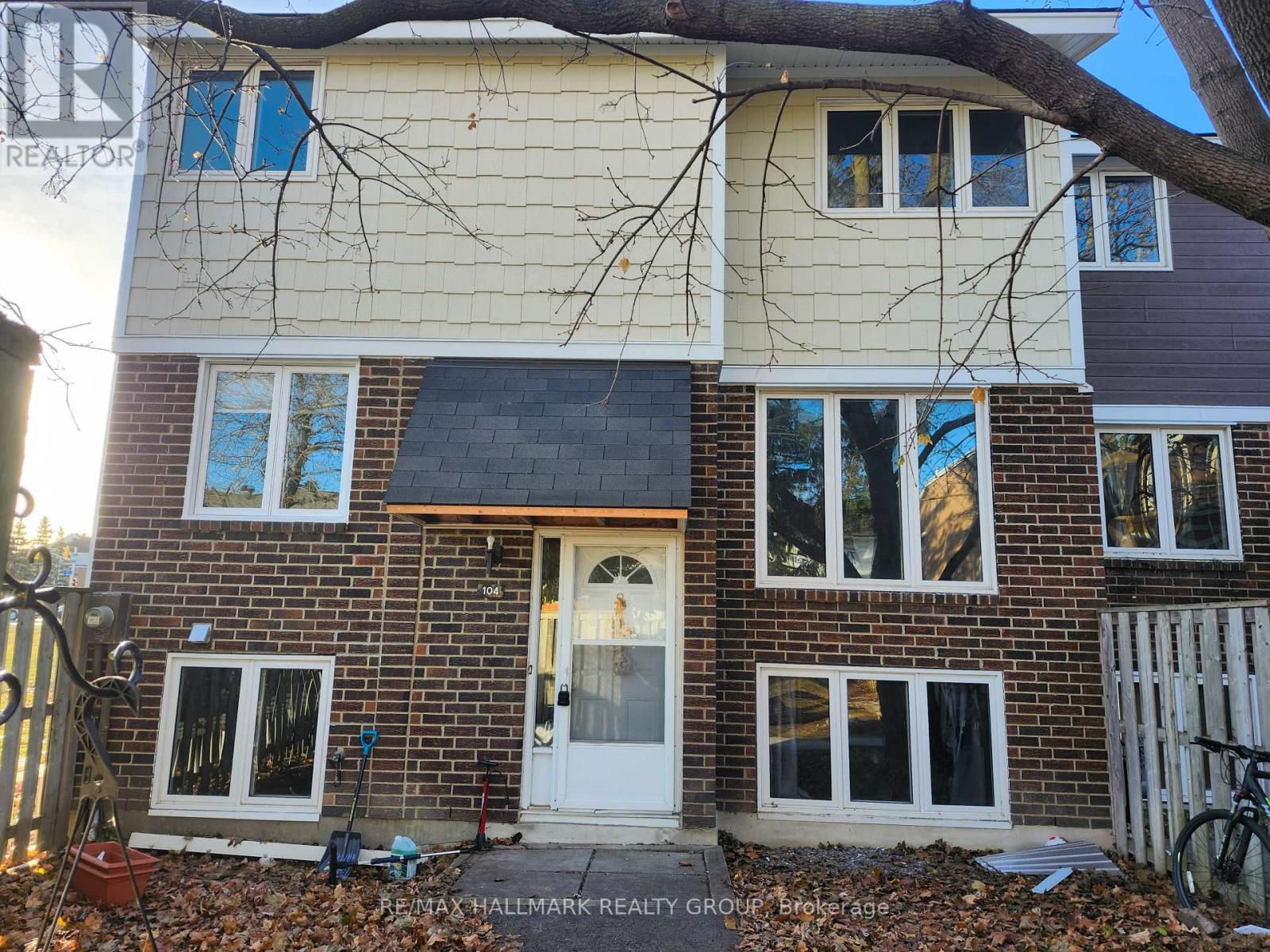 104 SALTER CRESCENT, Ottawa, Ontario