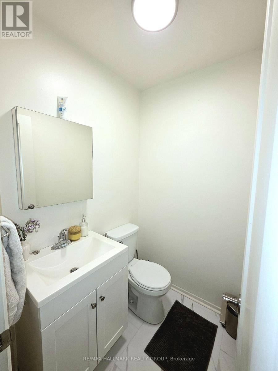 104 Salter Crescent, Ottawa, Ontario  K2K 1Y7 - Photo 16 - X12491318