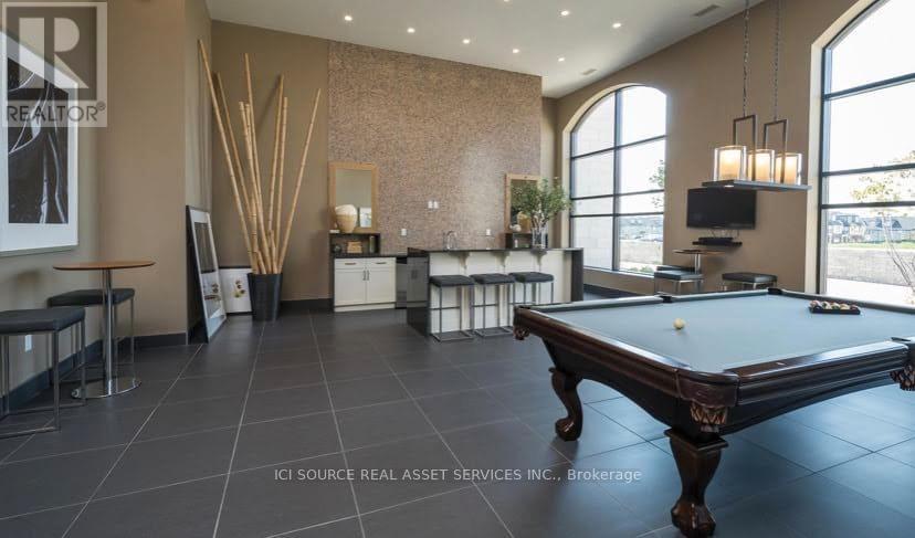 808 - 240 Villagewalk Boulevard, London North, Ontario  N6G 0P6 - Photo 11 - X12588638