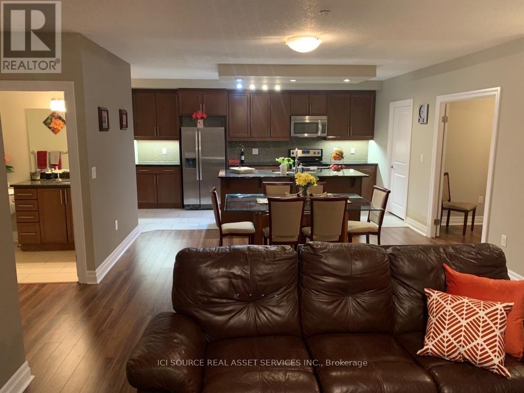 808 - 240 Villagewalk Boulevard, London North, Ontario  N6G 0P6 - Photo 18 - X12588638