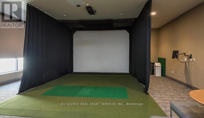 808 - 240 Villagewalk Boulevard, London North, Ontario  N6G 0P6 - Photo 9 - X12588638