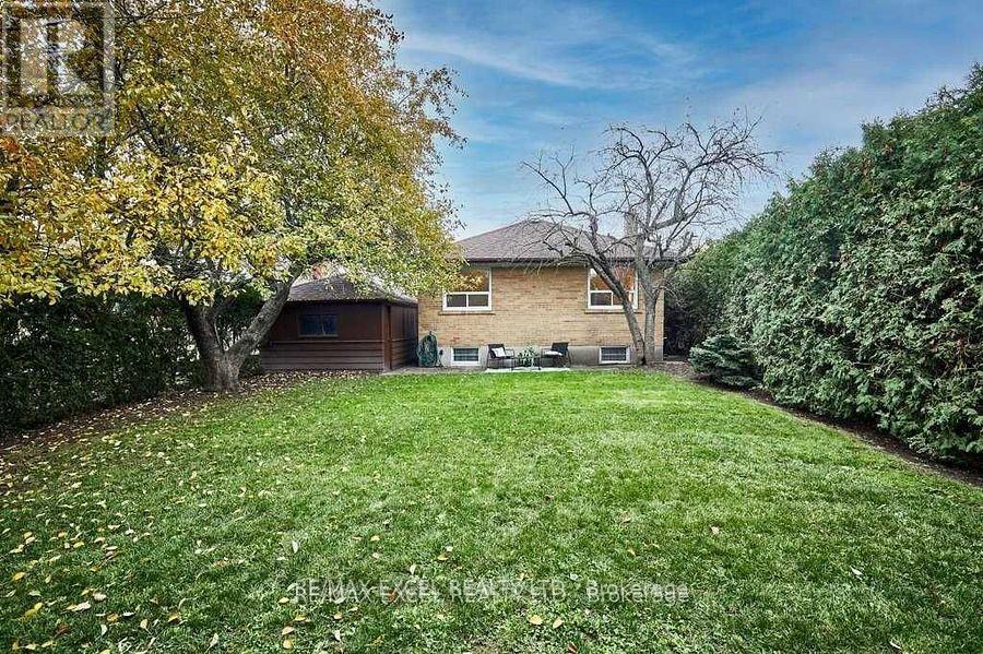 Lower Level - 6 Glaive Drive, Toronto, Ontario  M1P 1X6 - Photo 12 - E12588672