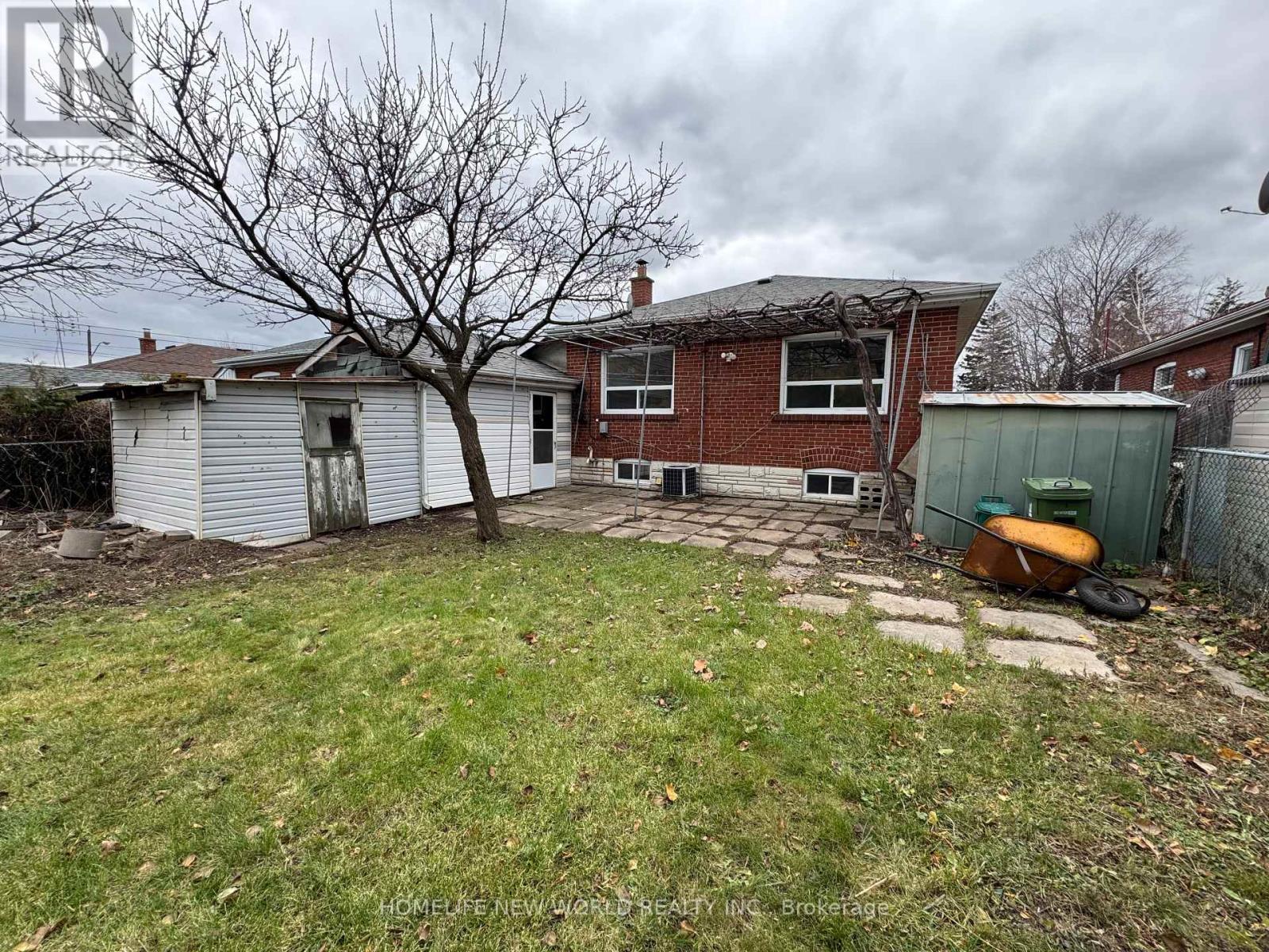 61 Gilroy Drive, Toronto, Ontario  M1P 2A2 - Photo 42 - E12588682