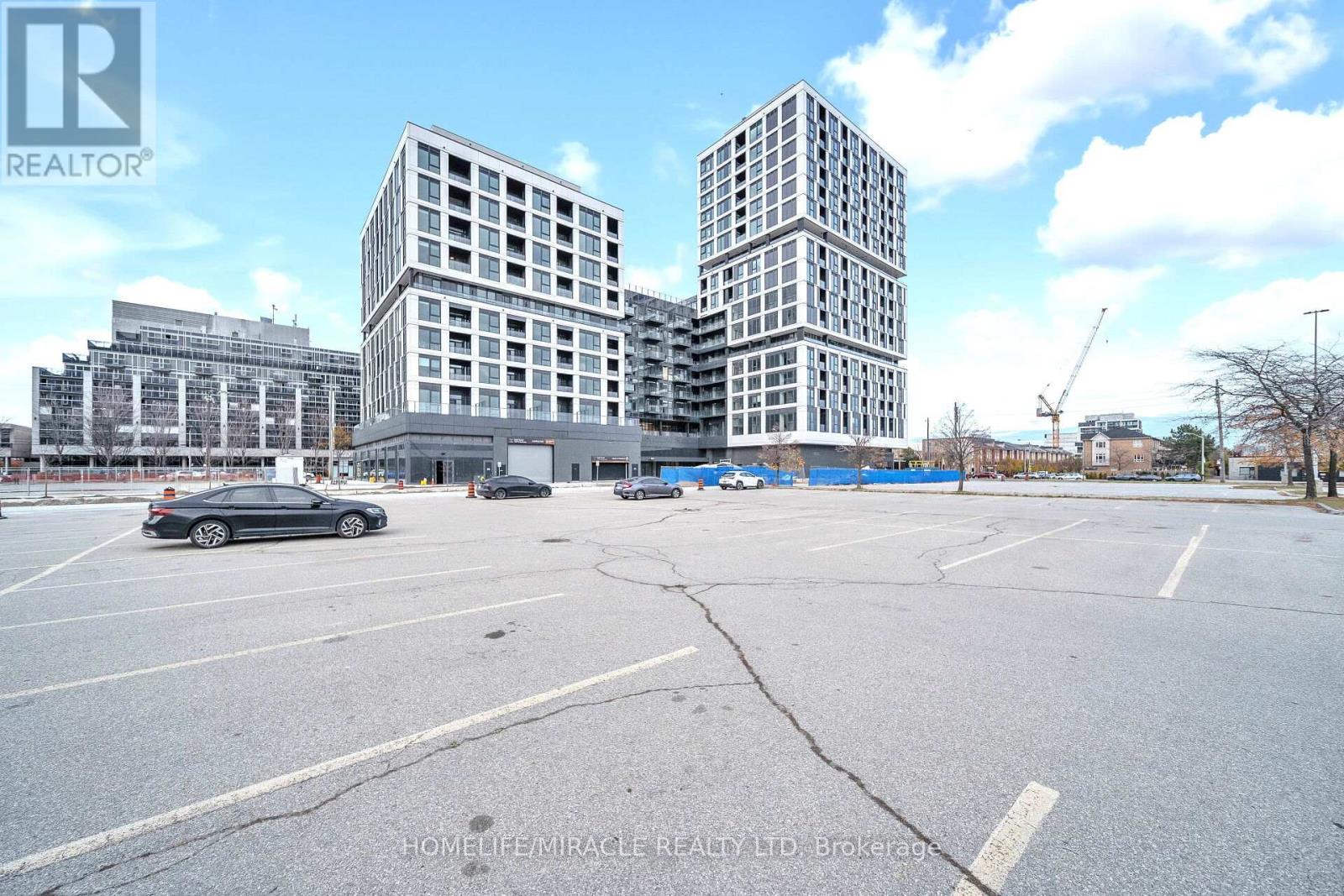 519 - 1007 The Queensway, Toronto, Ontario  M8Z 6C7 - Photo 2 - W12588662
