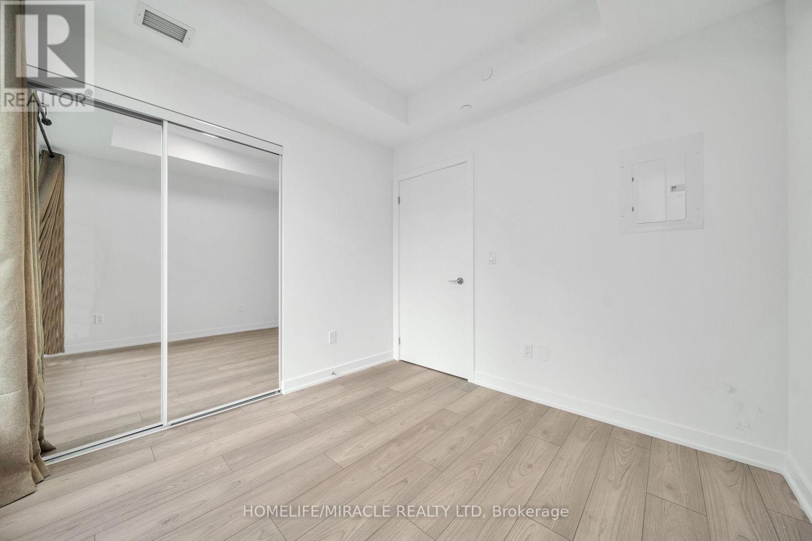 519 - 1007 The Queensway, Toronto, Ontario  M8Z 6C7 - Photo 31 - W12588662