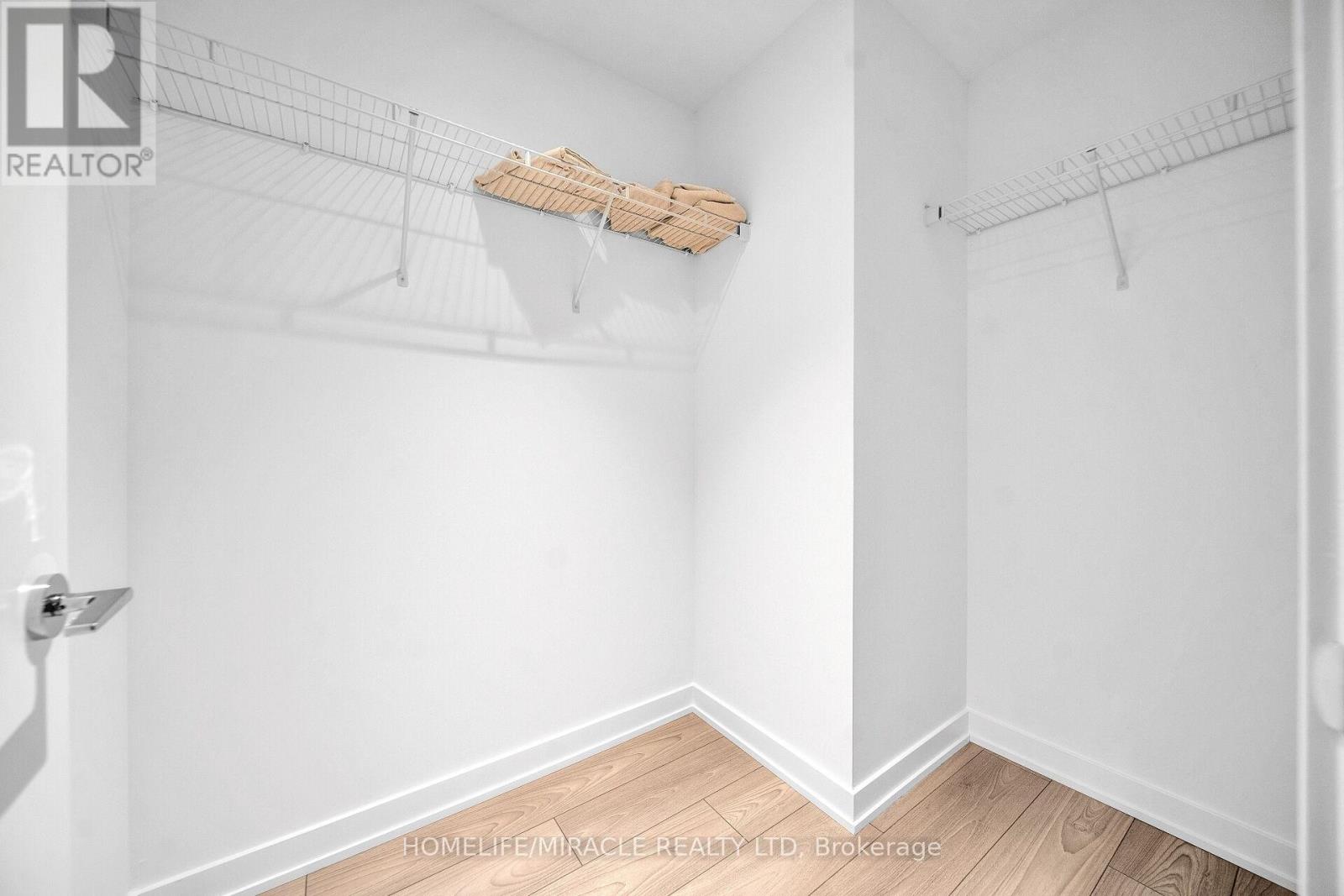 519 - 1007 The Queensway, Toronto, Ontario  M8Z 6C7 - Photo 35 - W12588662