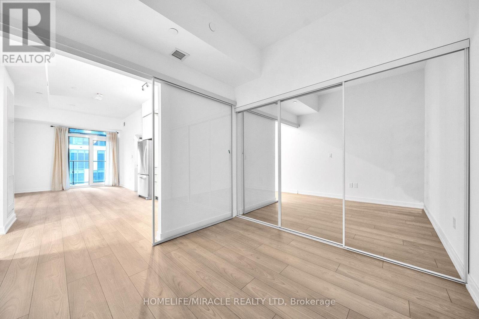 519 - 1007 The Queensway, Toronto, Ontario  M8Z 6C7 - Photo 38 - W12588662