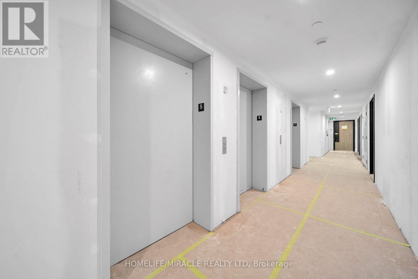 519 - 1007 The Queensway, Toronto, Ontario  M8Z 6C7 - Photo 7 - W12588662