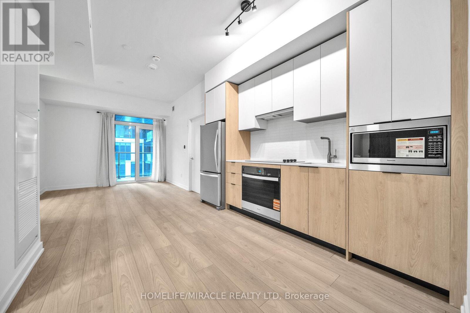 519 - 1007 The Queensway, Toronto, Ontario  M8Z 6C7 - Photo 9 - W12588662