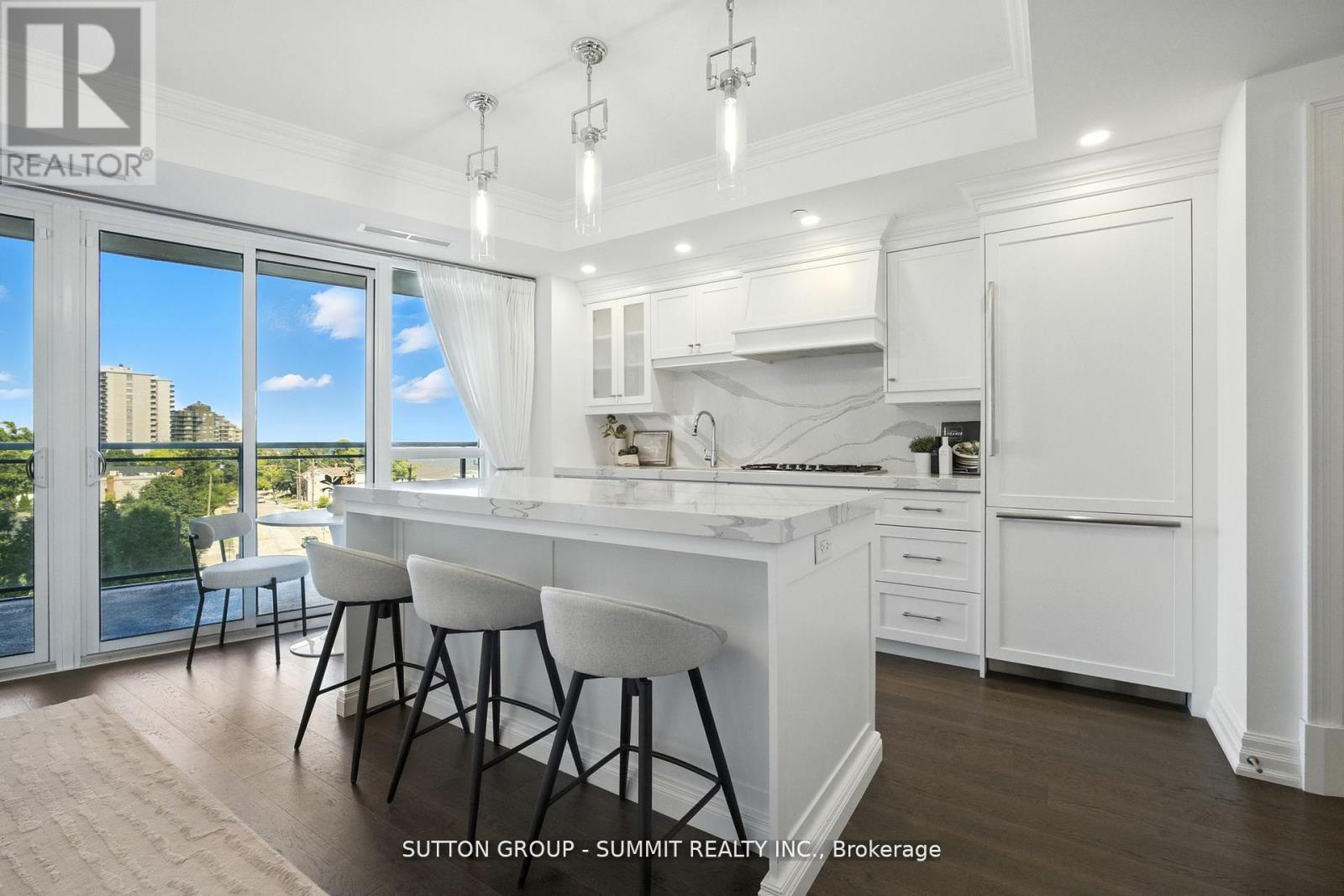 404 - 2060 Lakeshore Road, Burlington, Ontario  L7R 0G2 - Photo 11 - W12588666