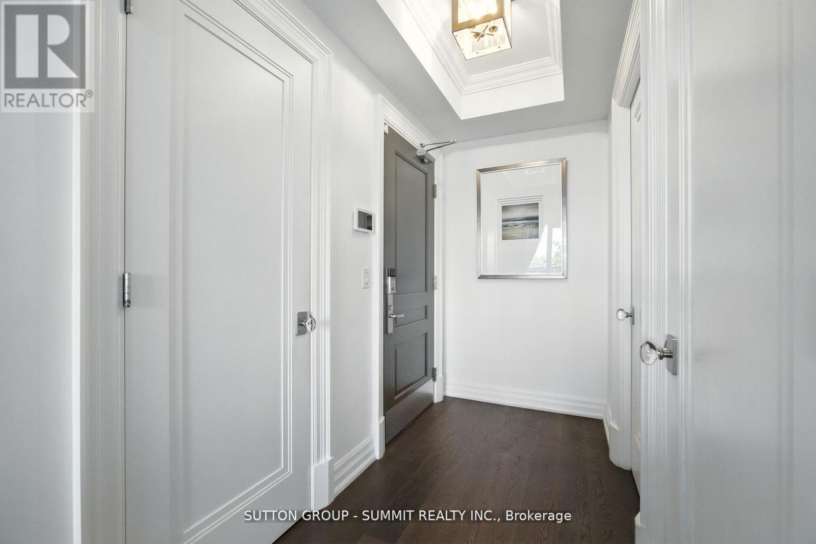 404 - 2060 Lakeshore Road, Burlington, Ontario  L7R 0G2 - Photo 7 - W12588666