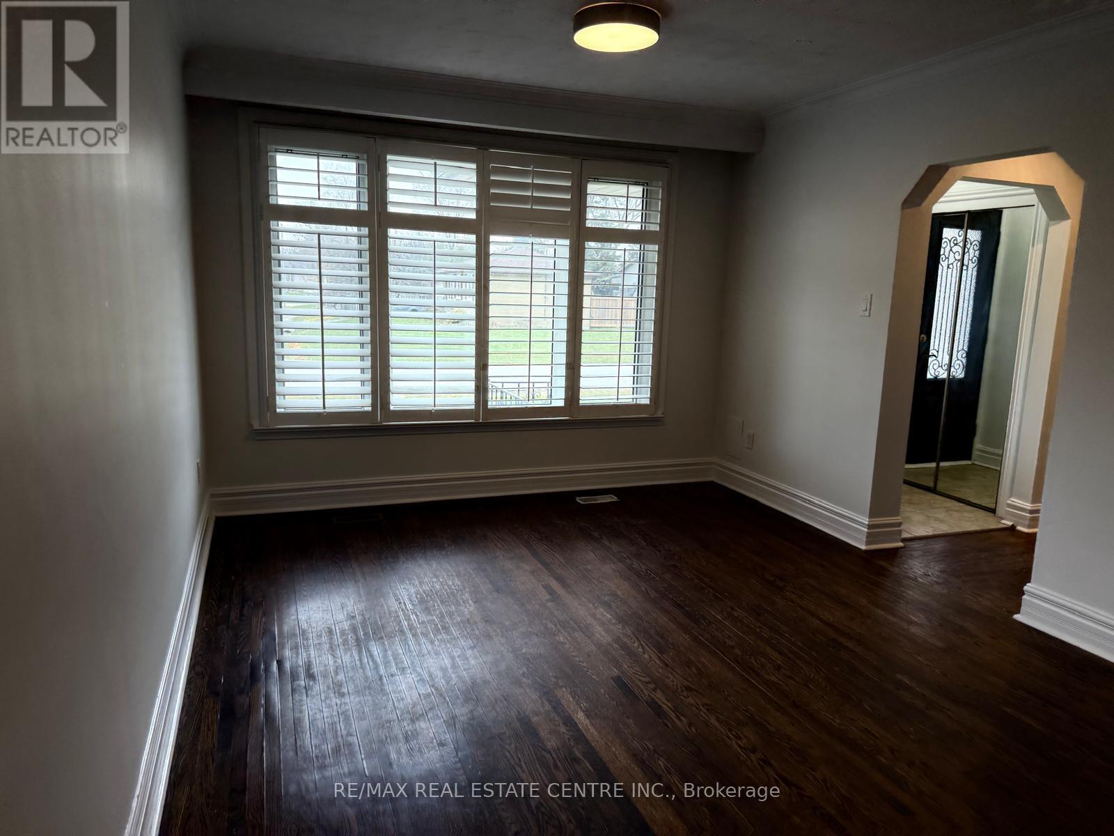 441 Saville Crescent, Oakville, Ontario  L6L 3T9 - Photo 18 - W12519034