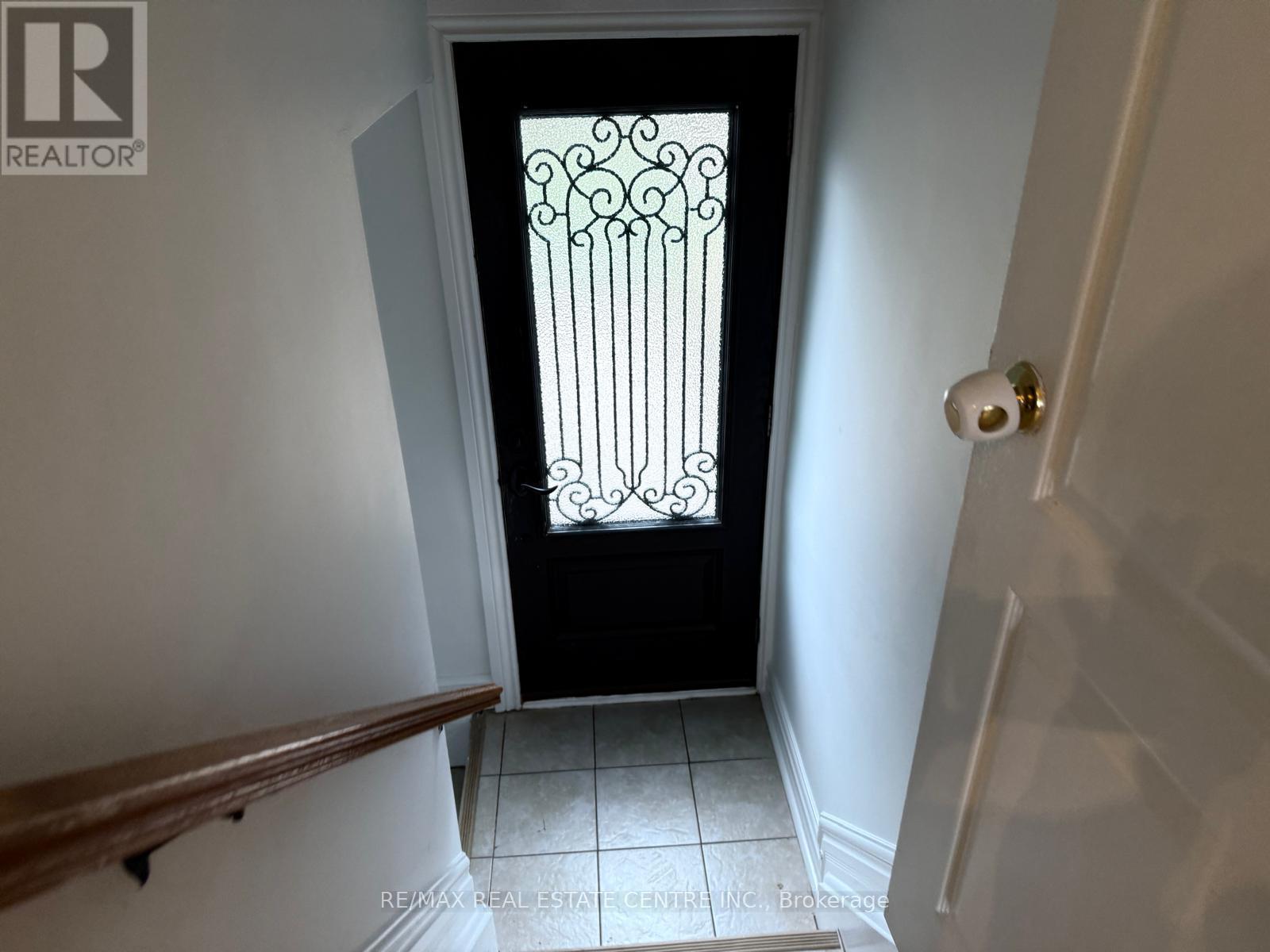 441 Saville Crescent, Oakville, Ontario  L6L 3T9 - Photo 26 - W12519034