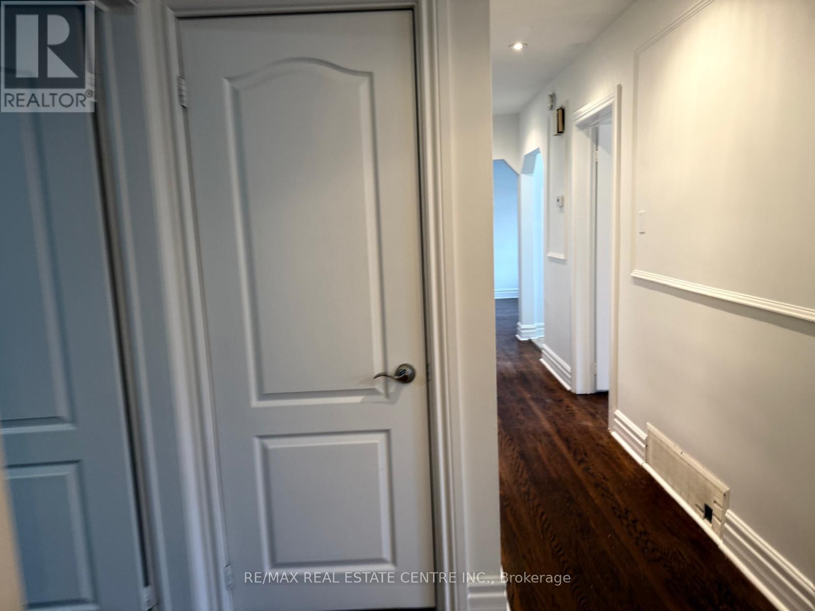 441 Saville Crescent, Oakville, Ontario  L6L 3T9 - Photo 34 - W12519034