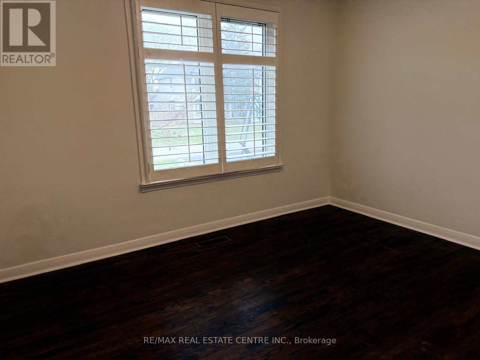 441 Saville Crescent, Oakville, Ontario  L6L 3T9 - Photo 6 - W12519034