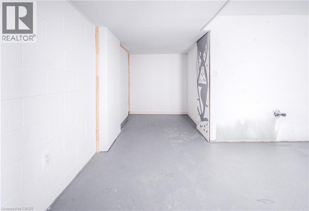 100 Westwood Road, Kitchener, Ontario  N2M 2K6 - Photo 31 - 40791306