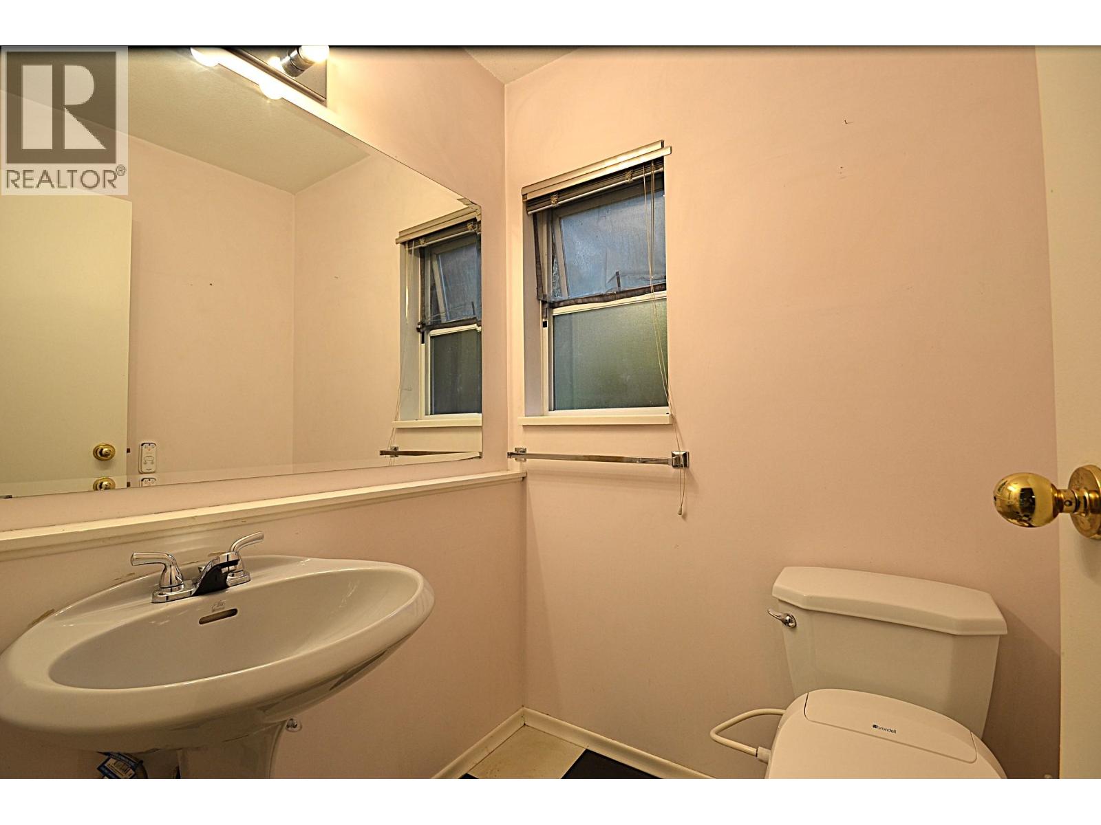 1092 Corona Crescent, Coquitlam, British Columbia  V3J 7J3 - Photo 12 - R3070992