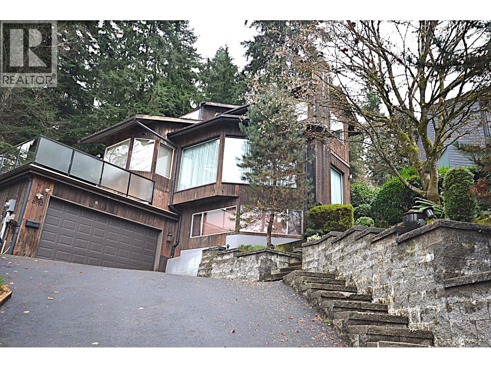 1092 Corona Crescent, Coquitlam, British Columbia  V3J 7J3 - Photo 23 - R3070992