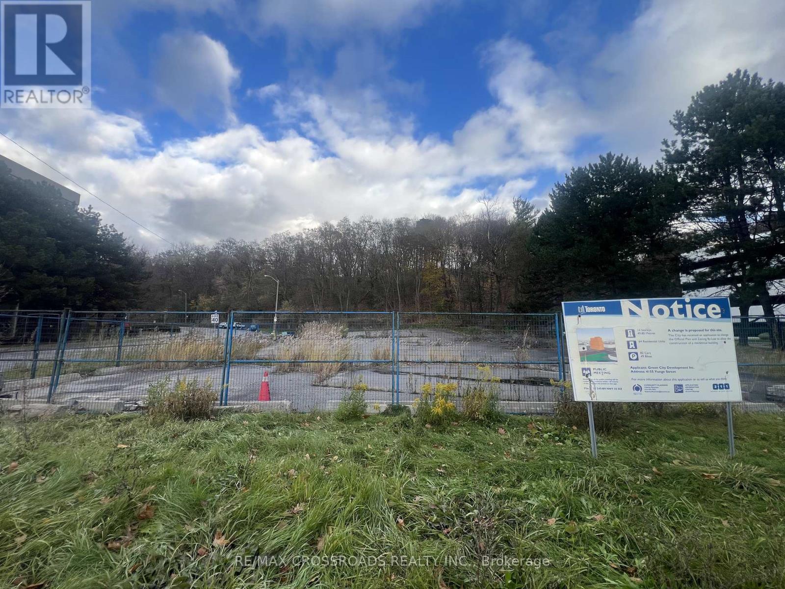 4155 Yonge Street, Toronto, Ontario  M2P 1N6 - Photo 2 - C12588730