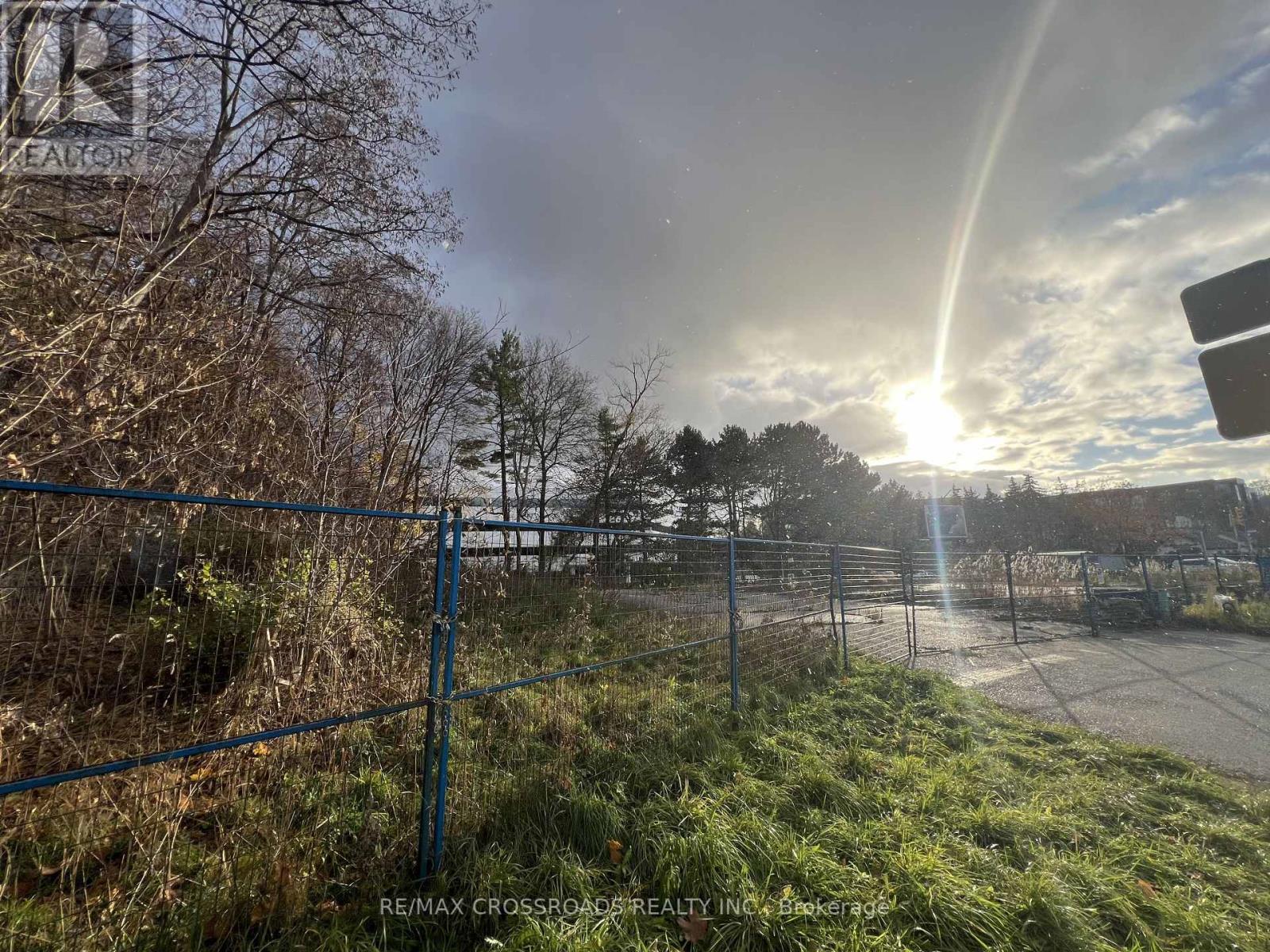 4155 Yonge Street, Toronto, Ontario  M2P 1N6 - Photo 9 - C12588730