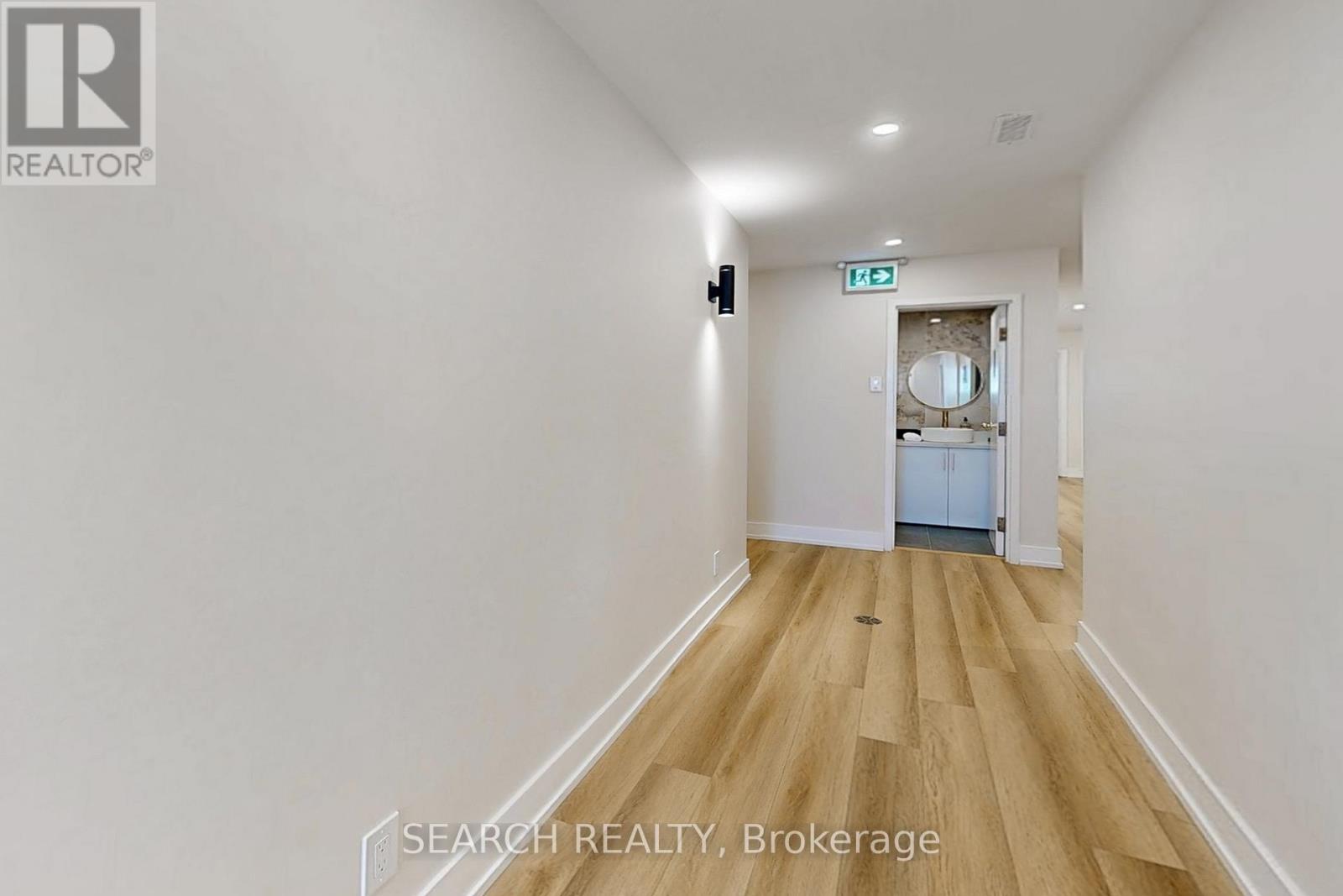 42 Village Centre, Mississauga, Ontario L4Z 1V9 - Photo 47 - W12588440