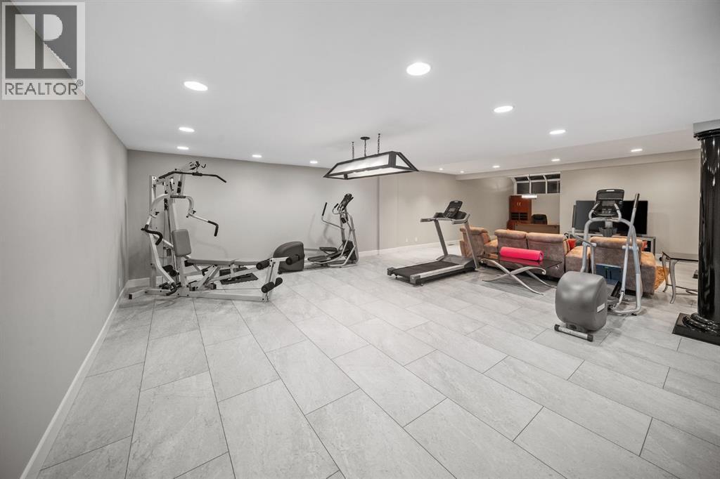 42 Woodhaven Crescent Sw, Calgary, Alberta  T2W 5S3 - Photo 36 - A2243978