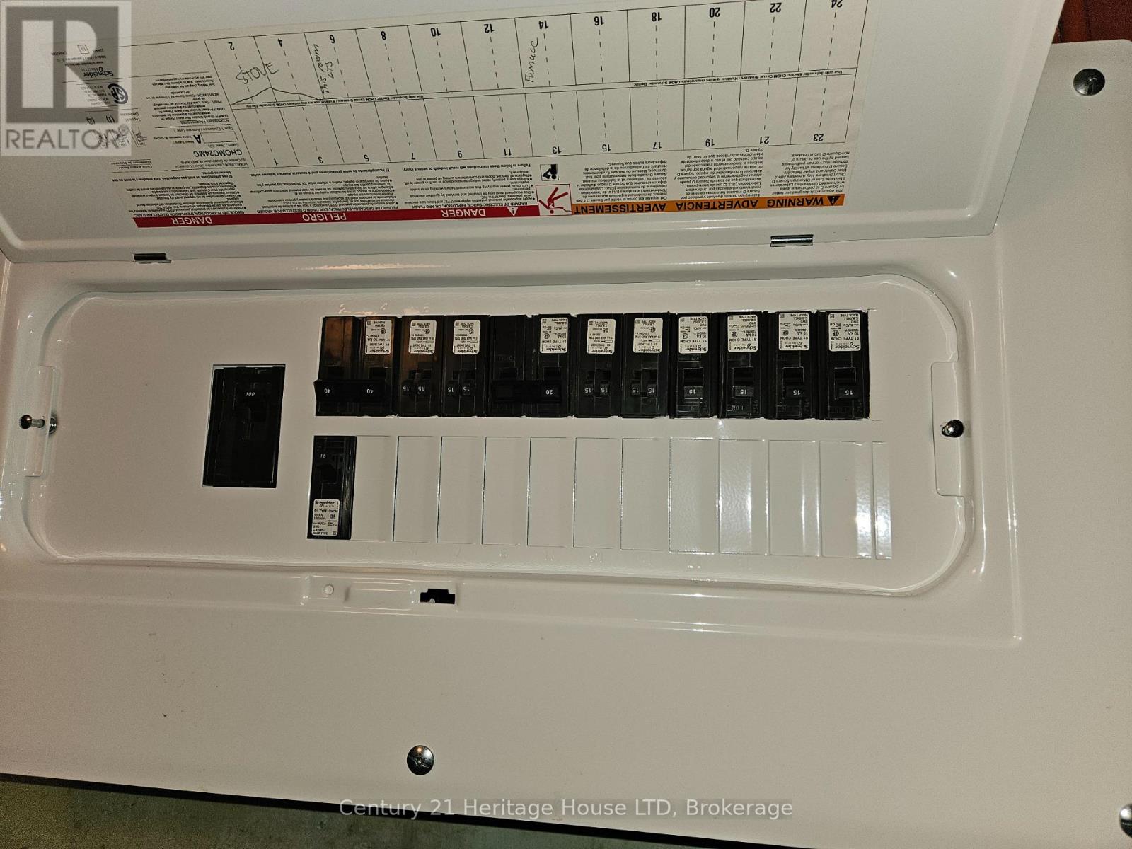 6558 Oneil Street, Niagara Falls, Ontario  L2J 1N1 - Photo 16 - X12576310