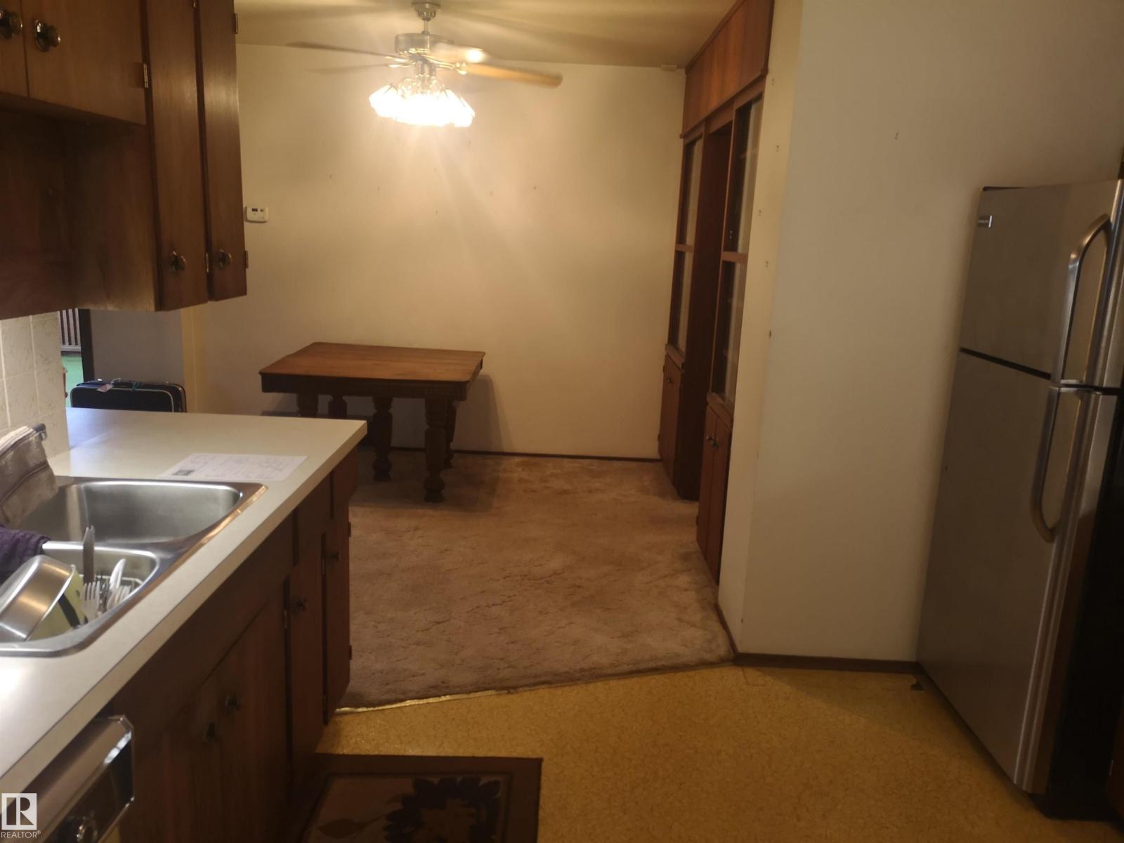 9636 63 Av Nw, Edmonton, Alberta  T6E 0G5 - Photo 10 - E4462924