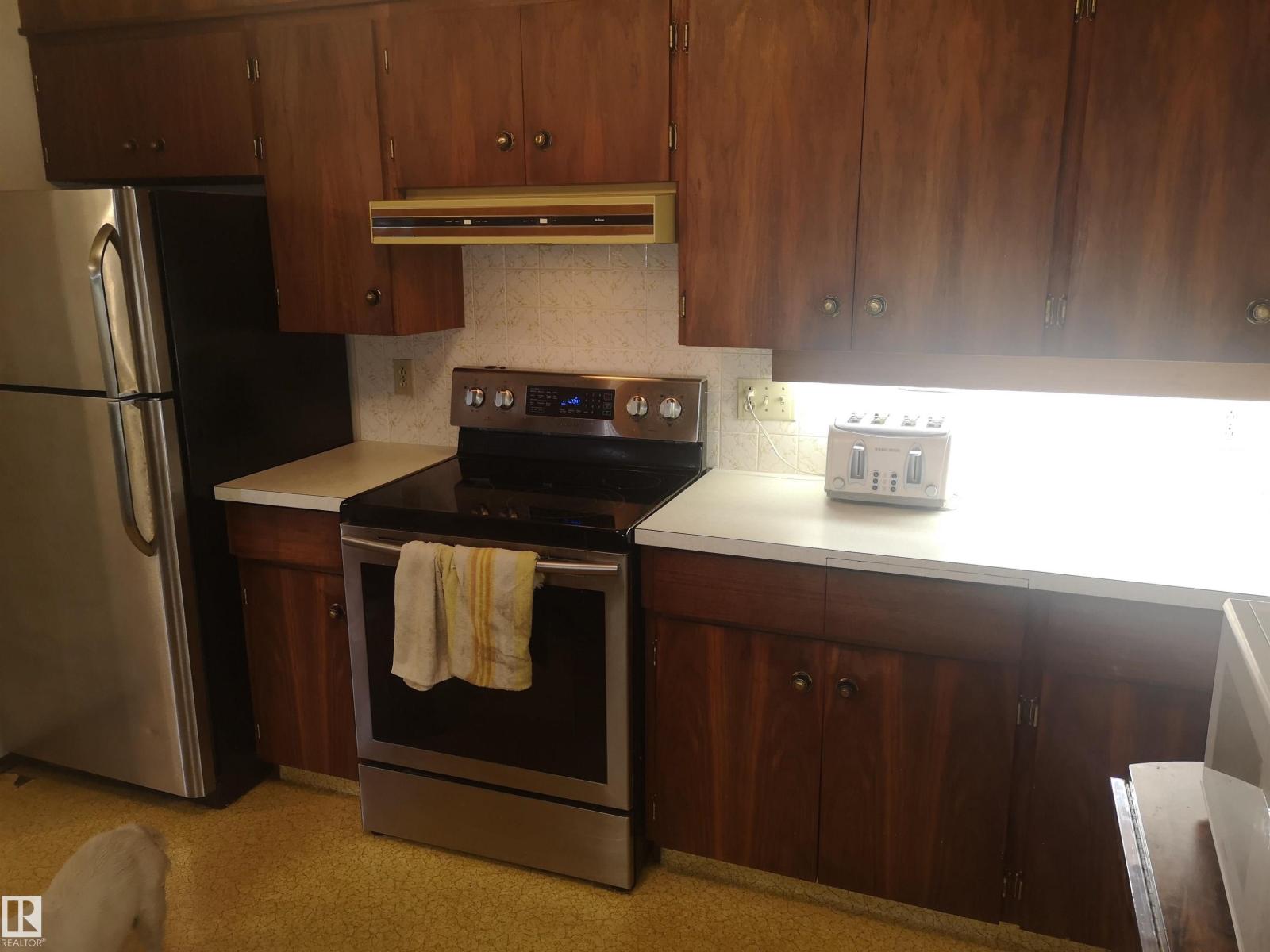 9636 63 Av Nw, Edmonton, Alberta  T6E 0G5 - Photo 46 - E4462924