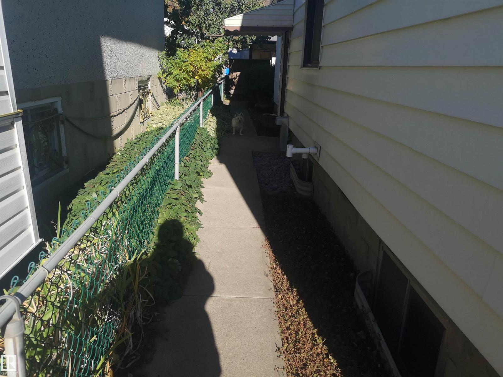 9636 63 Av Nw, Edmonton, Alberta  T6E 0G5 - Photo 58 - E4462924