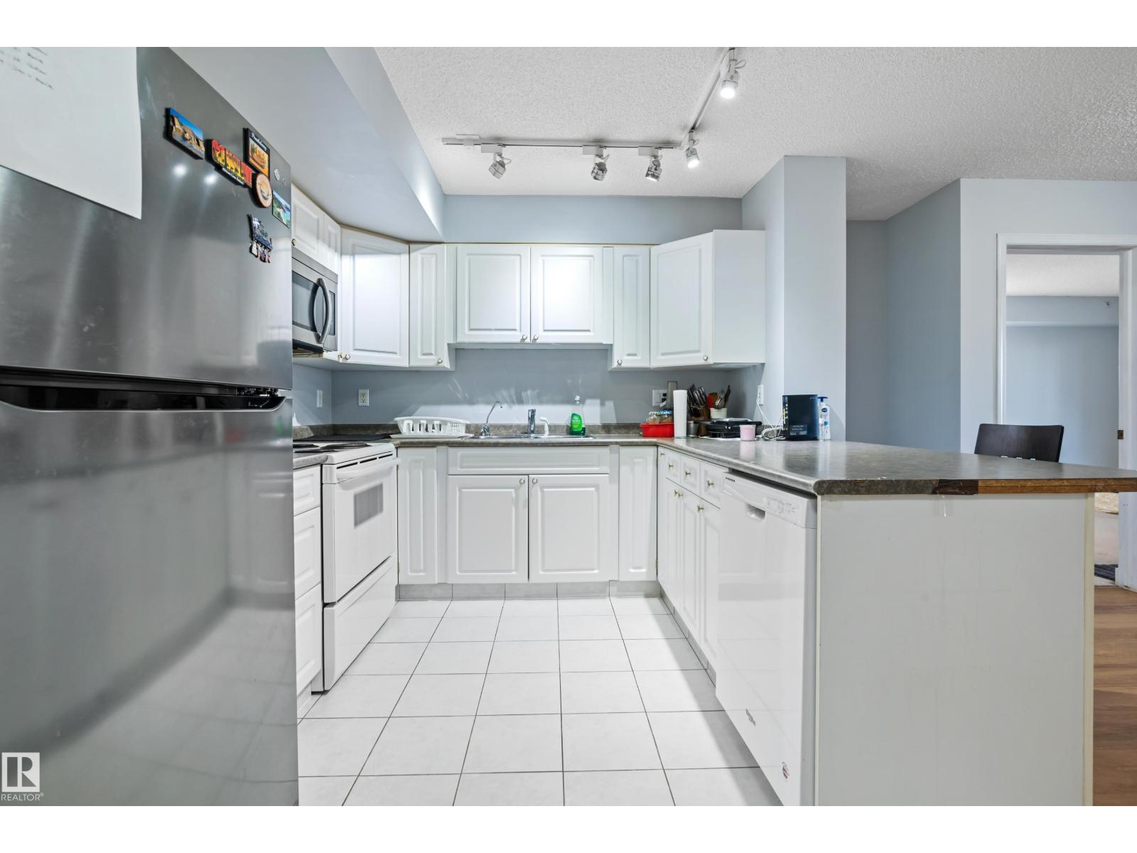 #1102 10909 103 Av Nw, Edmonton, Alberta  T5K 2W7 - Photo 12 - E4465564