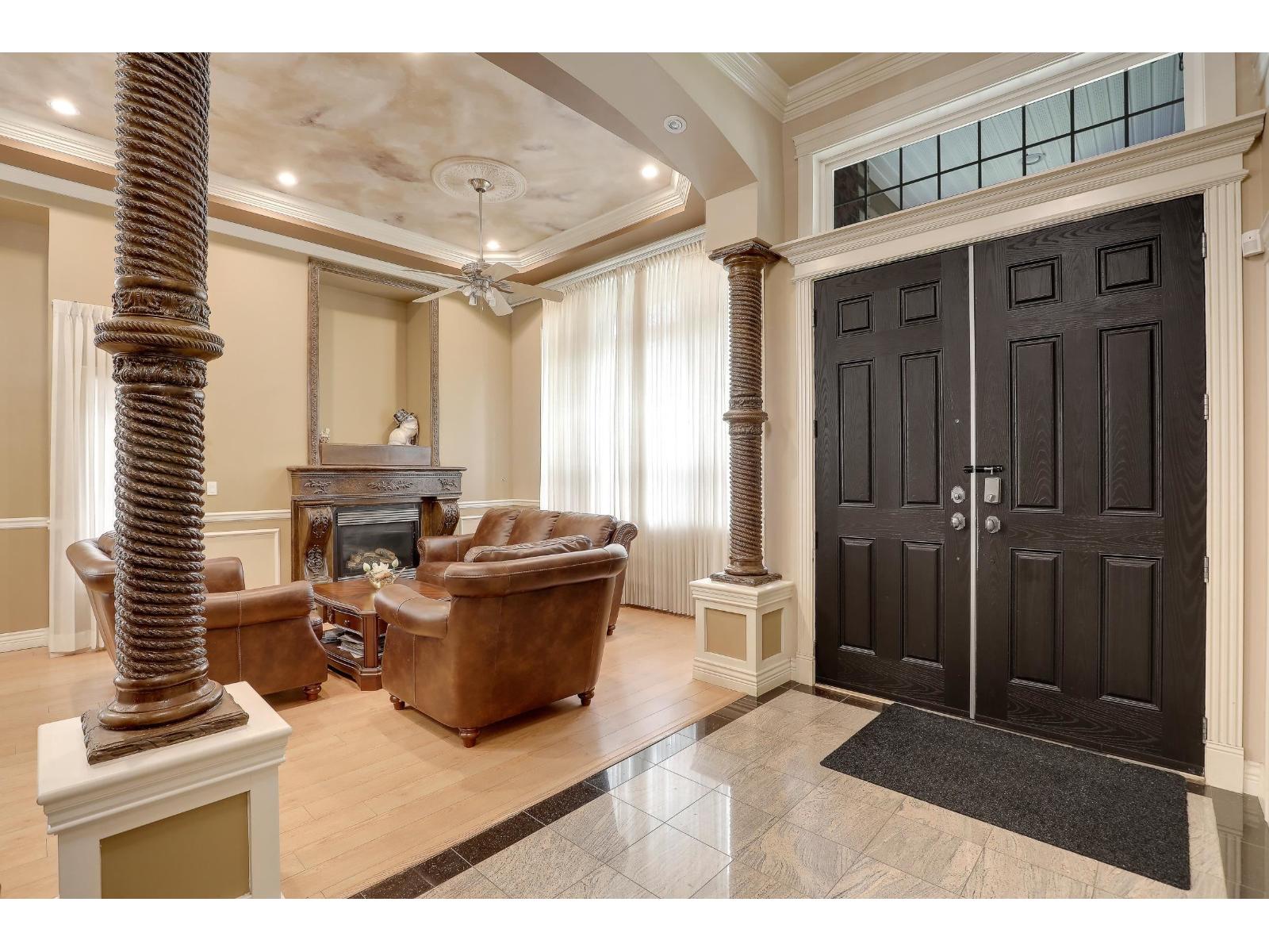 14078 68 Avenue, Surrey, British Columbia  V3W 2H2 - Photo 4 - R3070200