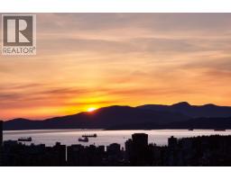 4202 777 RICHARDS STREET, Vancouver, British Columbia