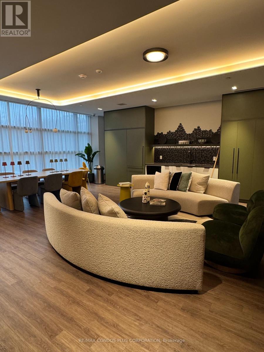 515 - 720 Whitlock Avenue, Milton, Ontario  L9E 2B5 - Photo 13 - W12588736