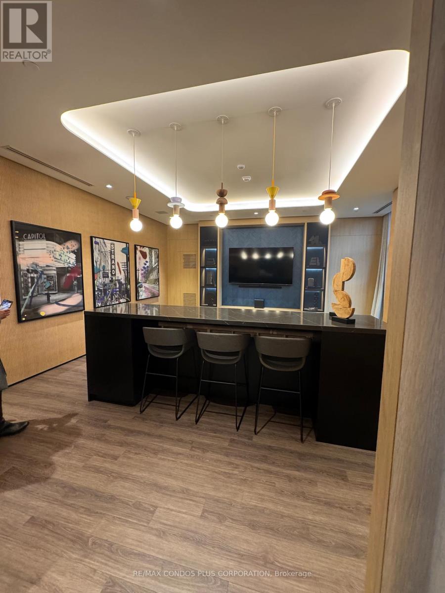 515 - 720 Whitlock Avenue, Milton, Ontario  L9E 2B5 - Photo 14 - W12588736