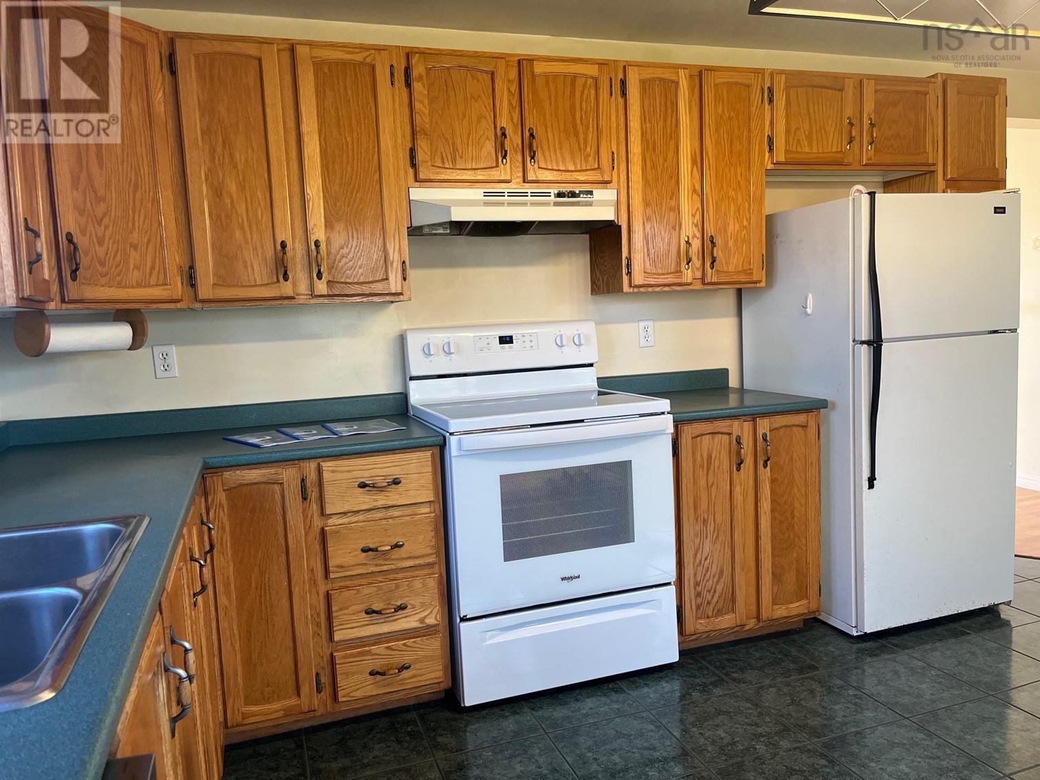 33 Kirk Road, Middle Stewiacke, Nova Scotia  B0N 1C0 - Photo 8 - 202526165