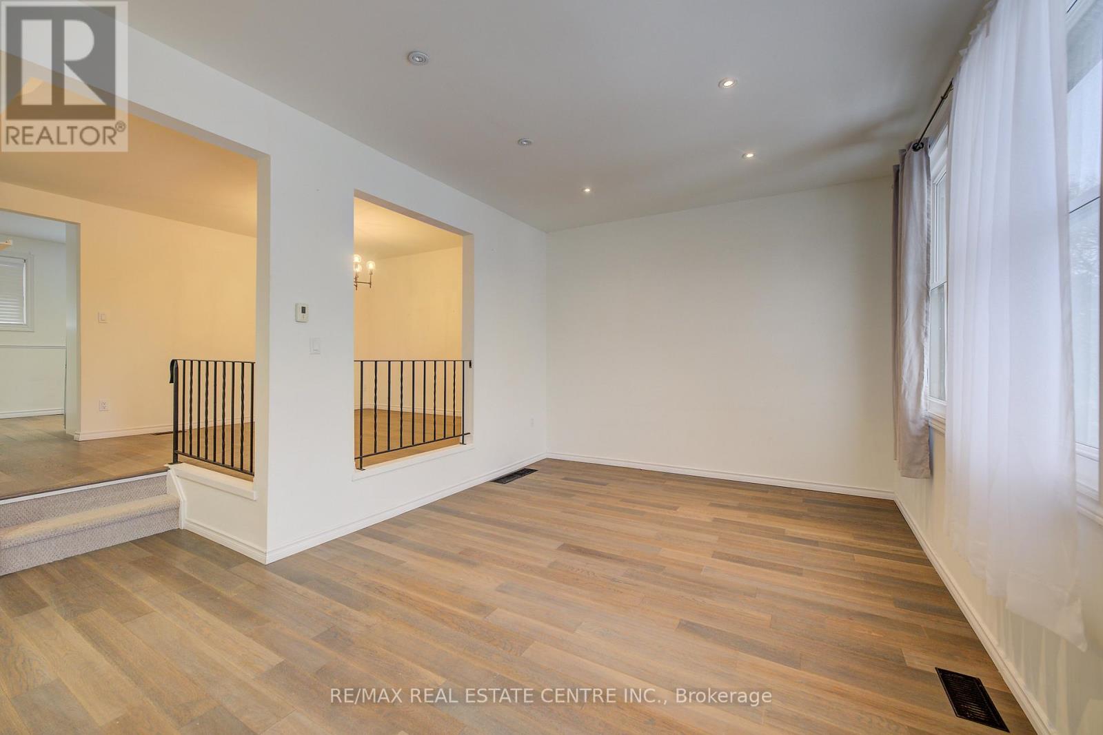 68 - 1115 Paramount Drive, Hamilton, Ontario  L8J 1P6 - Photo 11 - X12499848