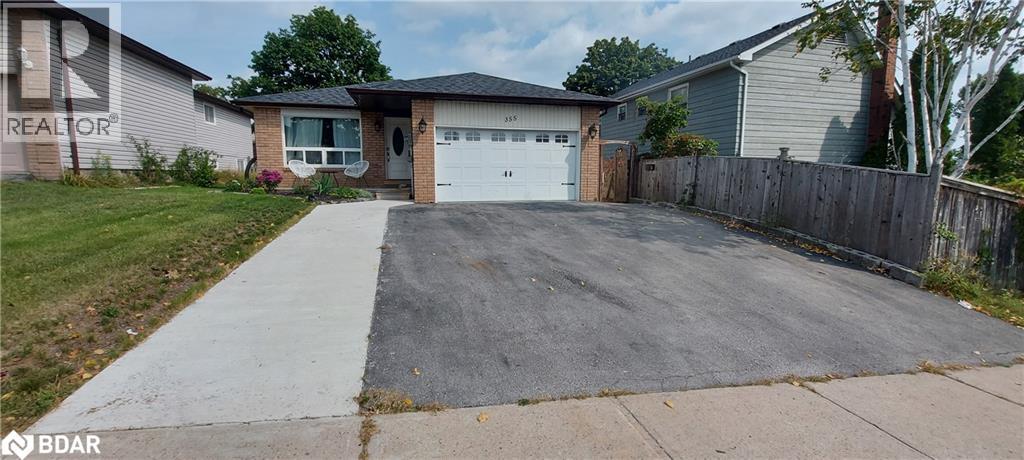 355 LEACOCK Drive Unit# A, Barrie, Ontario