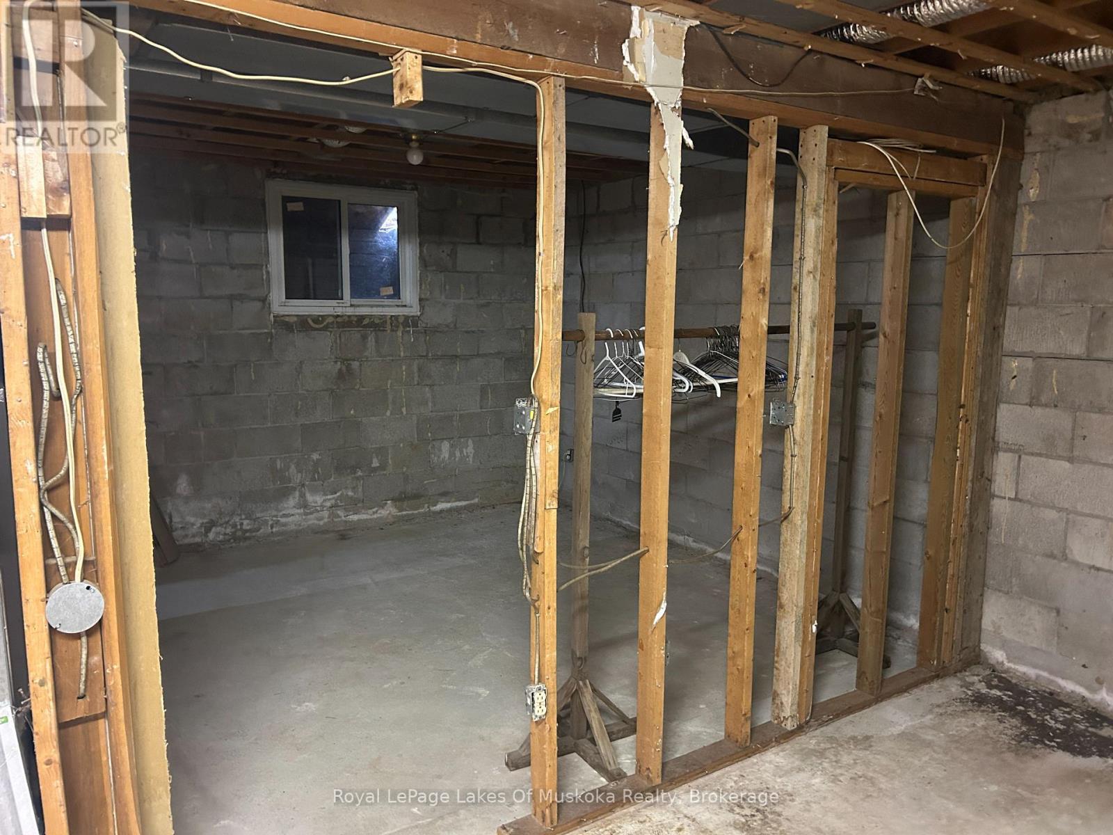 66 Front Street, Bracebridge, Ontario  P1L 1J6 - Photo 19 - X12584764