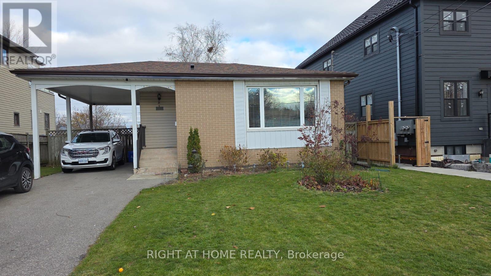 783 OLIVA STREET, Pickering, Ontario
