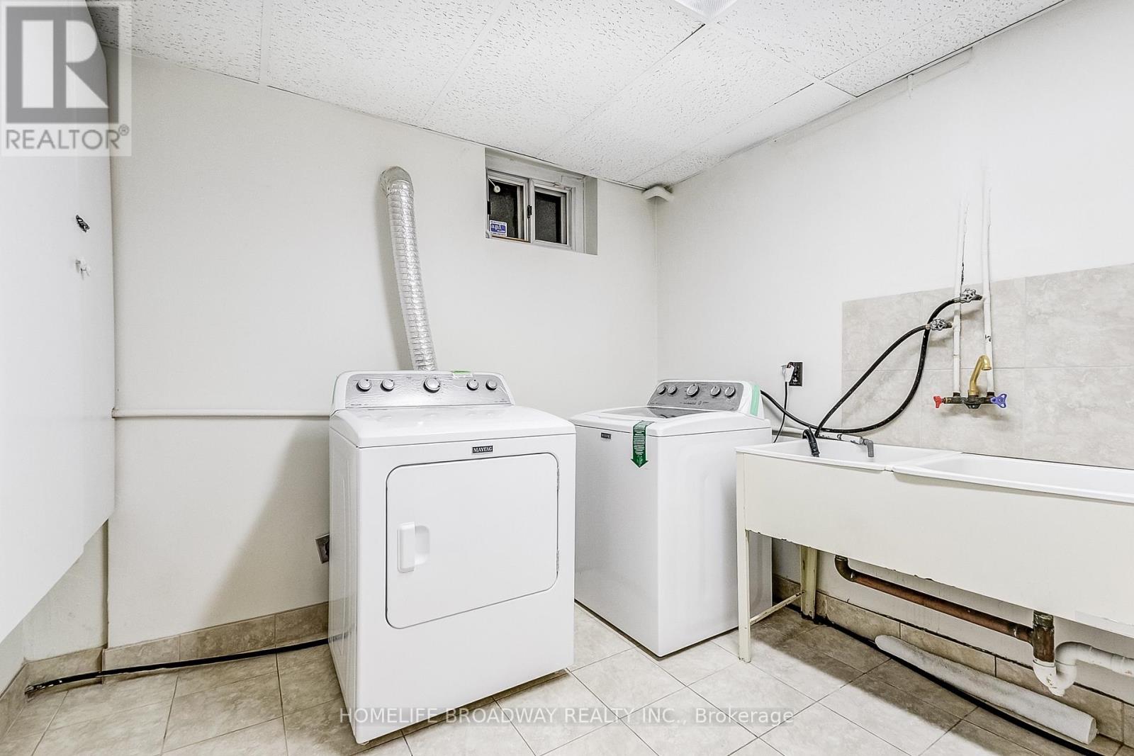 45 Hurlingham Crescent, Toronto, Ontario  M3B 2P9 - Photo 34 - C12204990