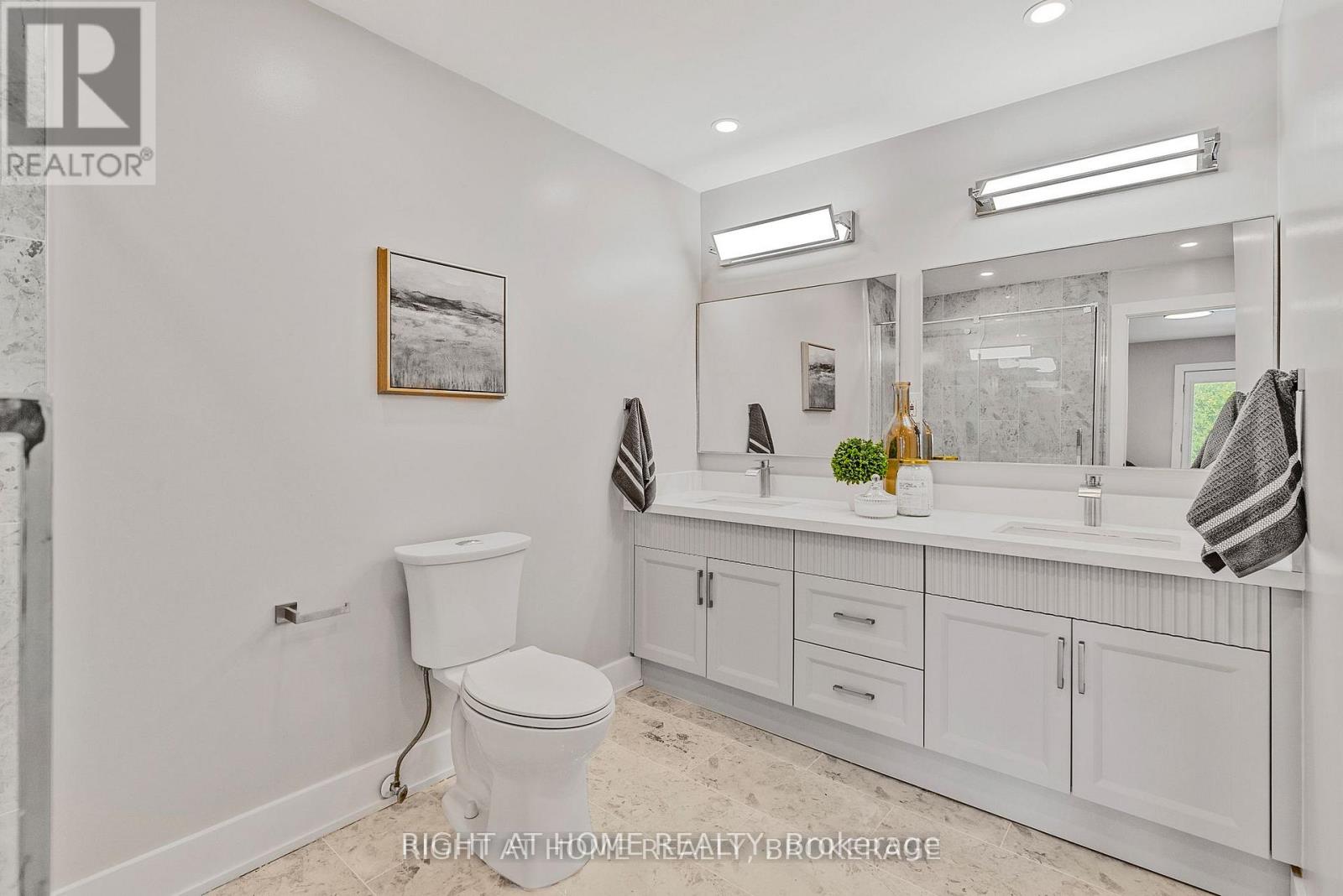 347 Mapledene Drive, Hamilton, Ontario  L9G 2K3 - Photo 24 - X12588760