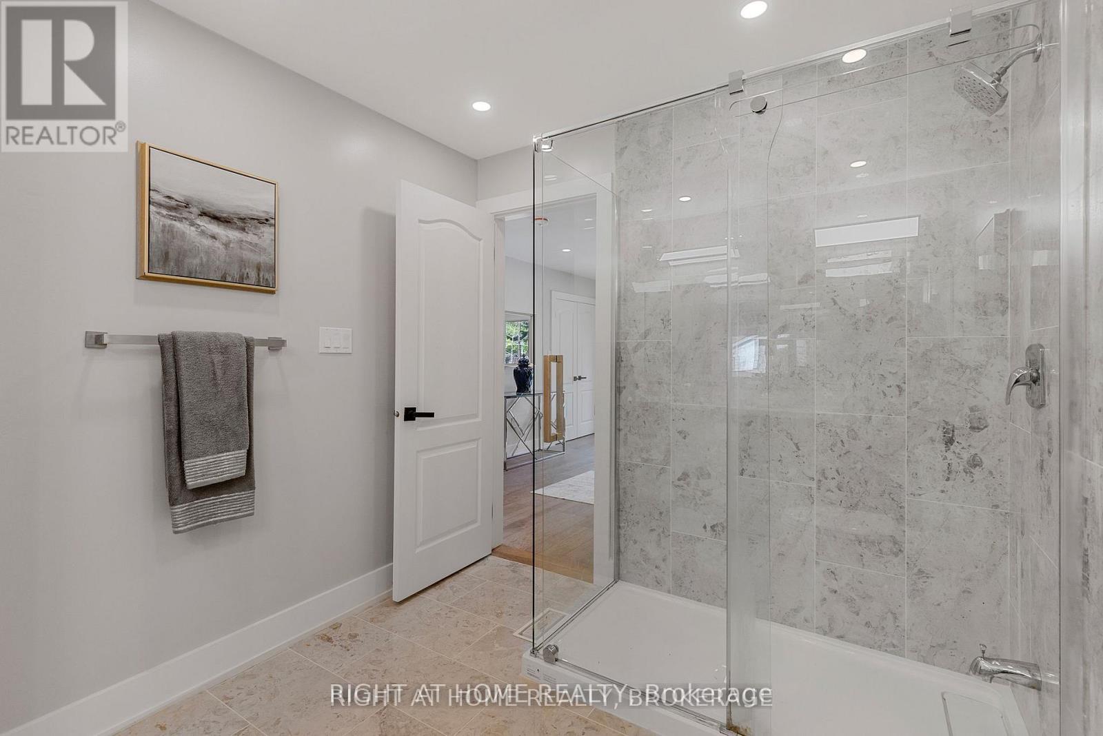 347 Mapledene Drive, Hamilton, Ontario  L9G 2K3 - Photo 25 - X12588760